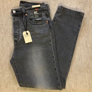 NWT Women’s Levi 501 Original black denim pants size 28